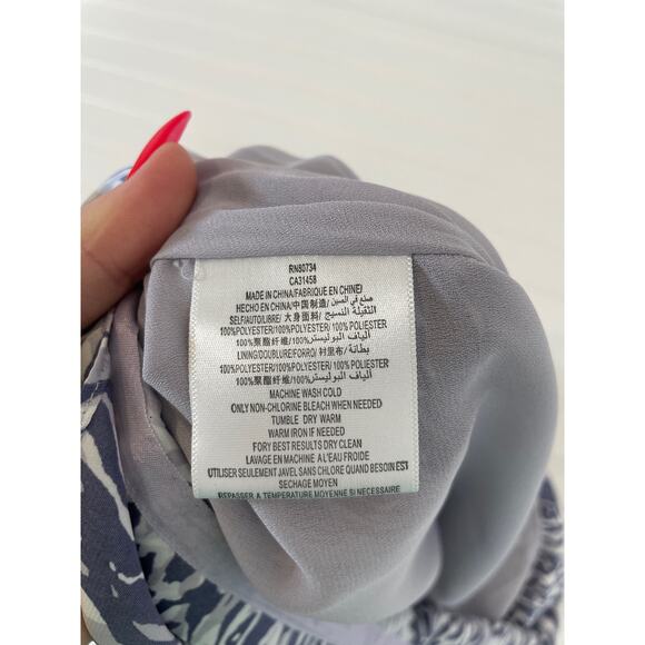 BCBGeneration Animal Print Silky Mini Sheath Dress Blue & White Sleeveless Sze 8 - Picture 8 of 8